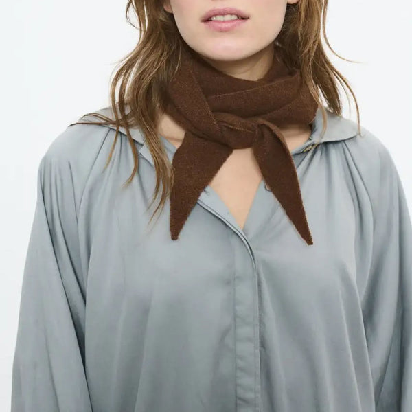 BEATRIZ FUREST Darya Small Cashmere Scarf in Brown