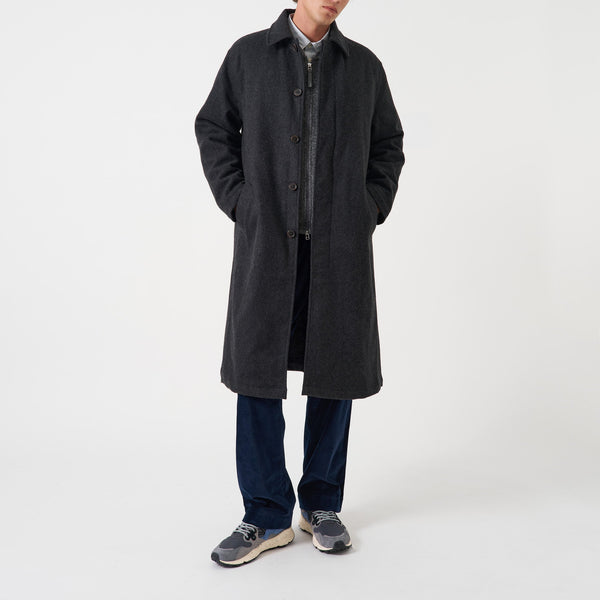 UNIVERSAL WORKS Mac Mowbray Coat in Grey Marl