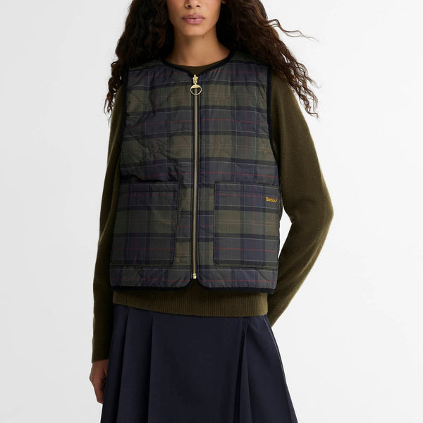 BARBOUR Nunwell Reversible Quilted Liner in Black/Shadow Classic