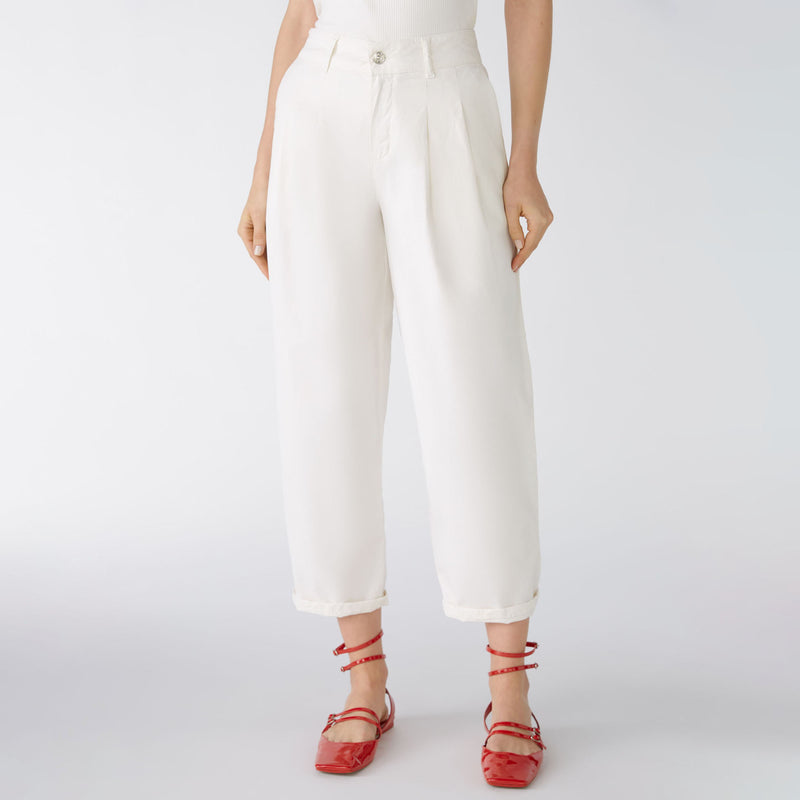 The Relaxed Trousers in Off White