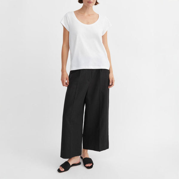 SKALL Andy Wide Neck Tee in Optic White