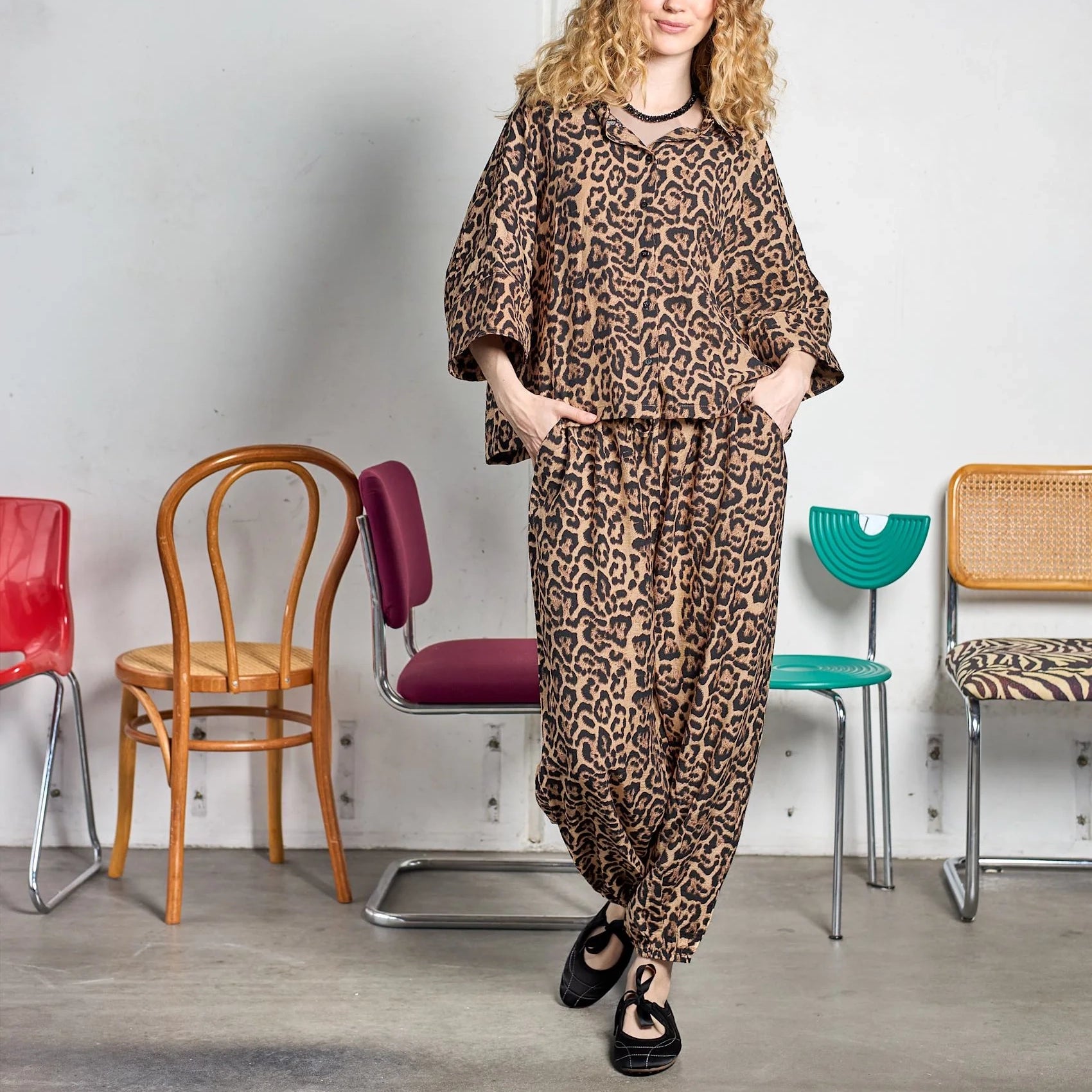 BLACK COLOUR BCZoe Leopard Print Oversize Loose Shirt in Leopard