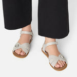 SALTWATER SANDALS Classic Sandals in Stone