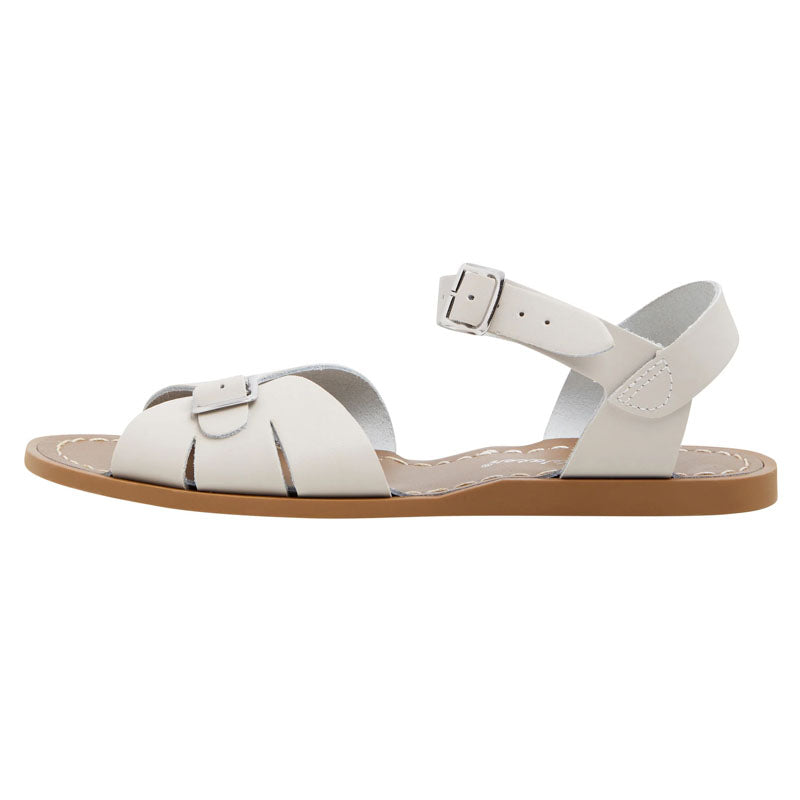 SALTWATER SANDALS Classic Sandals in Stone