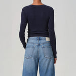 CITIZENS OF HUMANITY Vara Henley Top in Mineral Navy