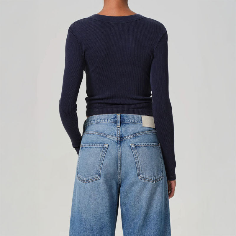 CITIZENS OF HUMANITY Vara Henley Top in Mineral Navy
