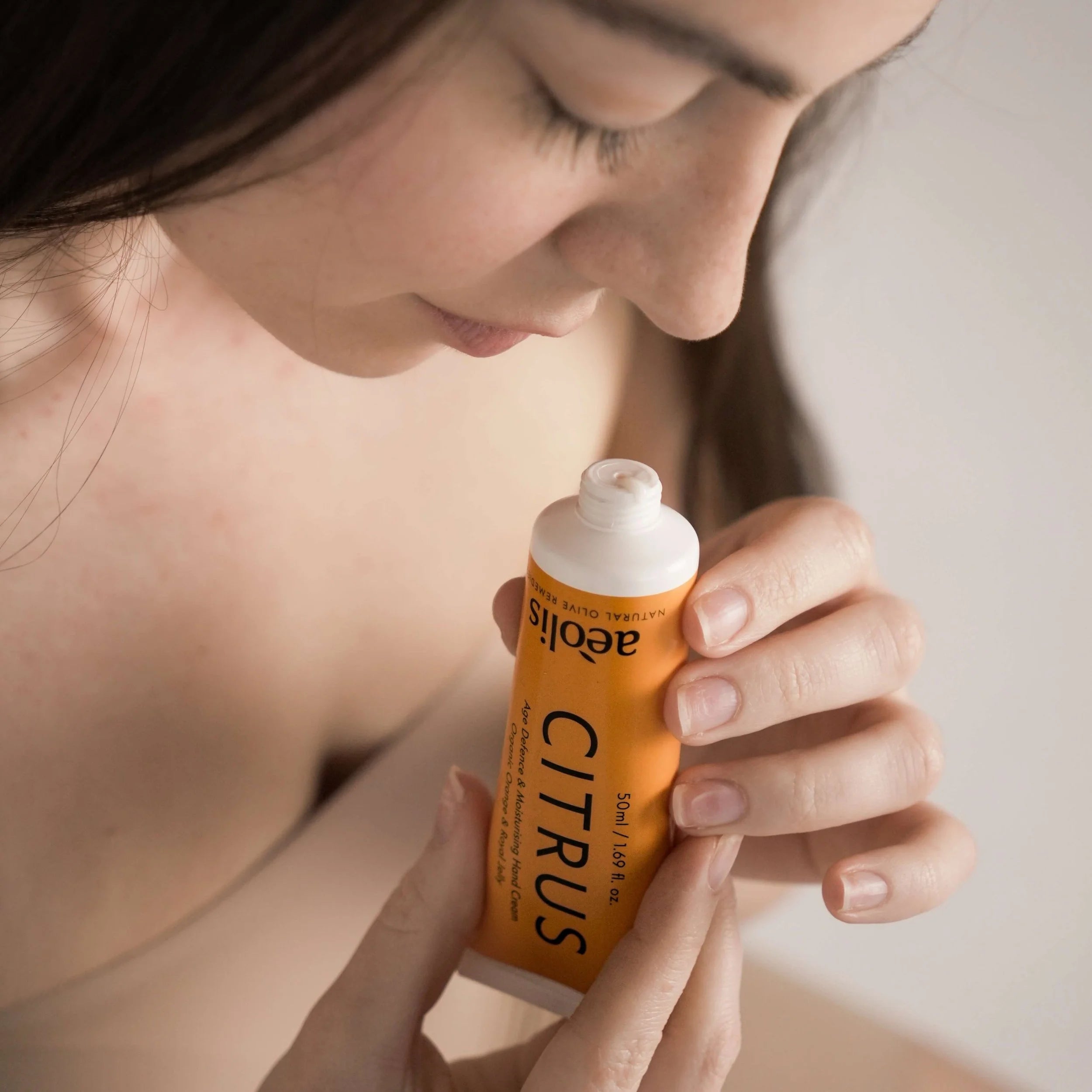 AEOLIS Age Defence & Moisturising Citrus Hand Cream