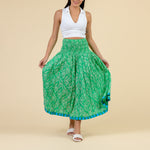 HANDPRINT DREAM APPAREL Arista One Size Skirt in Busy Floral Green