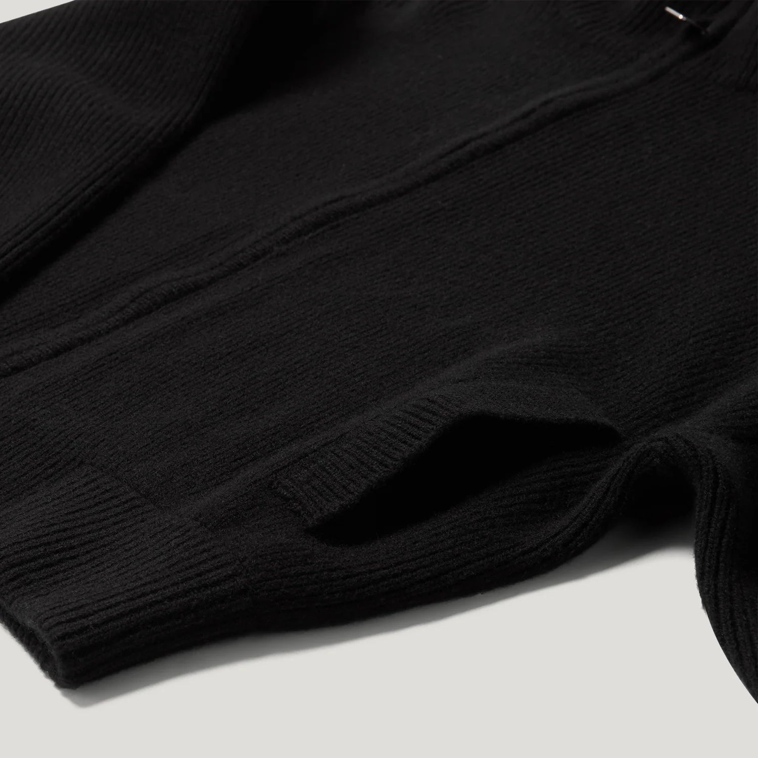 BELSTAFF Atol Full Zip Cardigan in Black