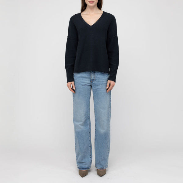 VAN KUKIL Adalyn V Neck Jumper in Ebony Shadow