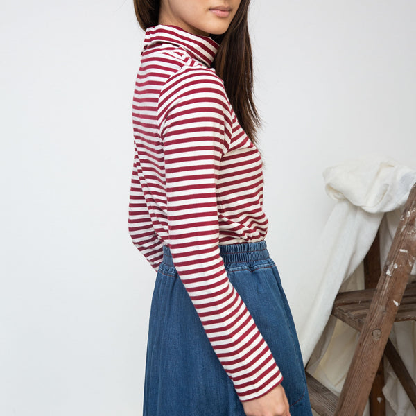 BEAUMONT ORGANIC Pine-Sue Organic Cotton Stripe Jersey Top in Burgundy/Off White