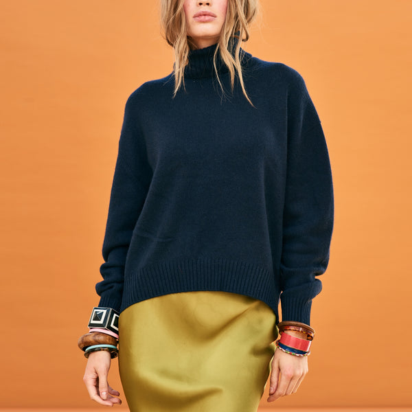 JUMPER 1234 Oversize Roll Collar Jumper in Black