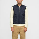 ANERKJENDT Akrobin Quilt Gilet in Sky Captain