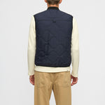 ANERKJENDT Akrobin Quilt Gilet in Sky Captain