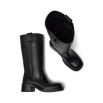PAVEMENT Anneli Boots in Black