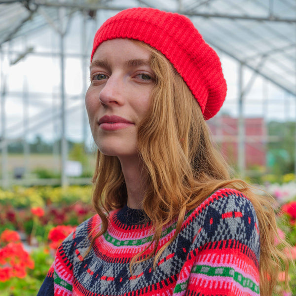 QUINTON & CHADWICK Stitch Interest Beret in Red
