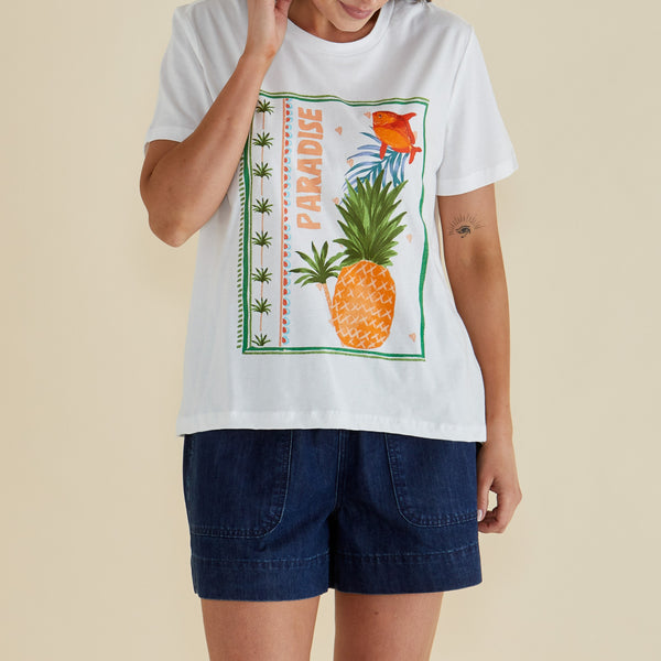 BETTY BASICS Ellia Crew Tee in Paradise Beach Print