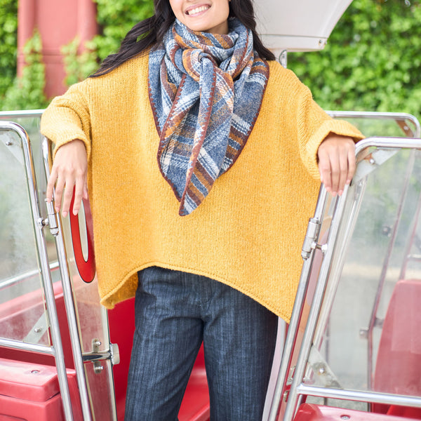 BLACK COLOUR Alessia Knit  in Curry