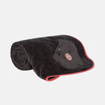 SORBET ISLAND Wavy Beach Towel in Charcoal