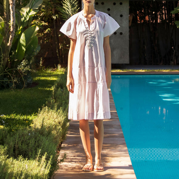 ROSE AND ROSE Carnation Shell Short Dress in White/Pink