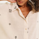 TINSELS Cinzia Arles Short Sleeve Shirt in Grey
