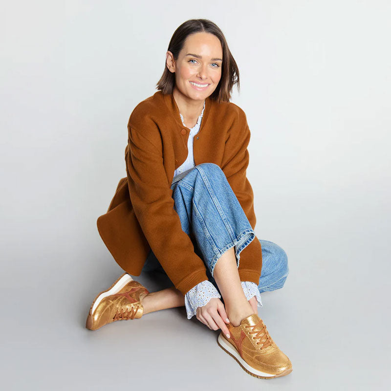 ESSKA Cinda Trainers in Gold