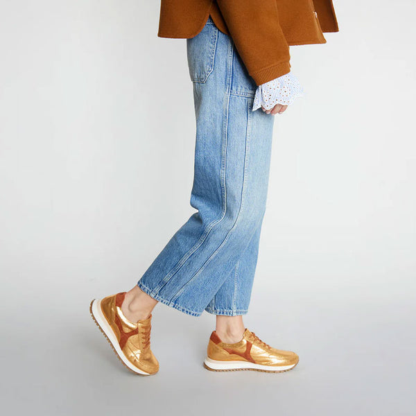 ESSKA Cinda Trainers in Gold