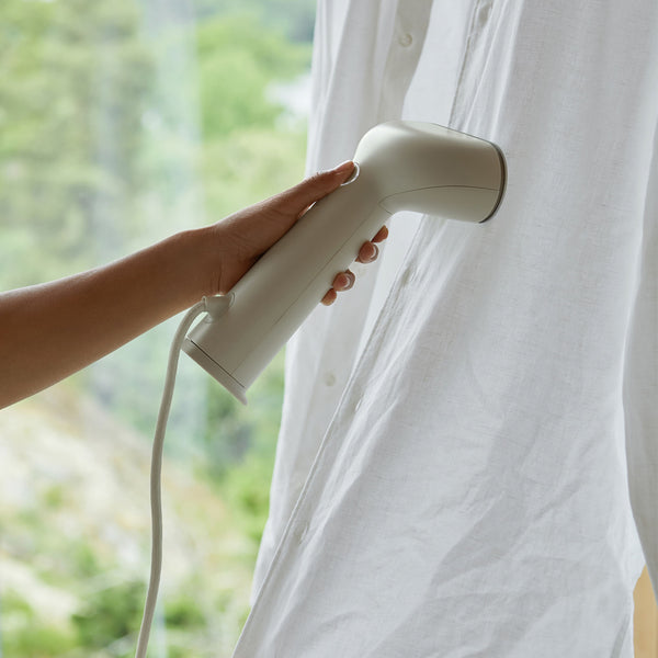 STEAMERY Cirrus 3 Iron Steamer in Sand