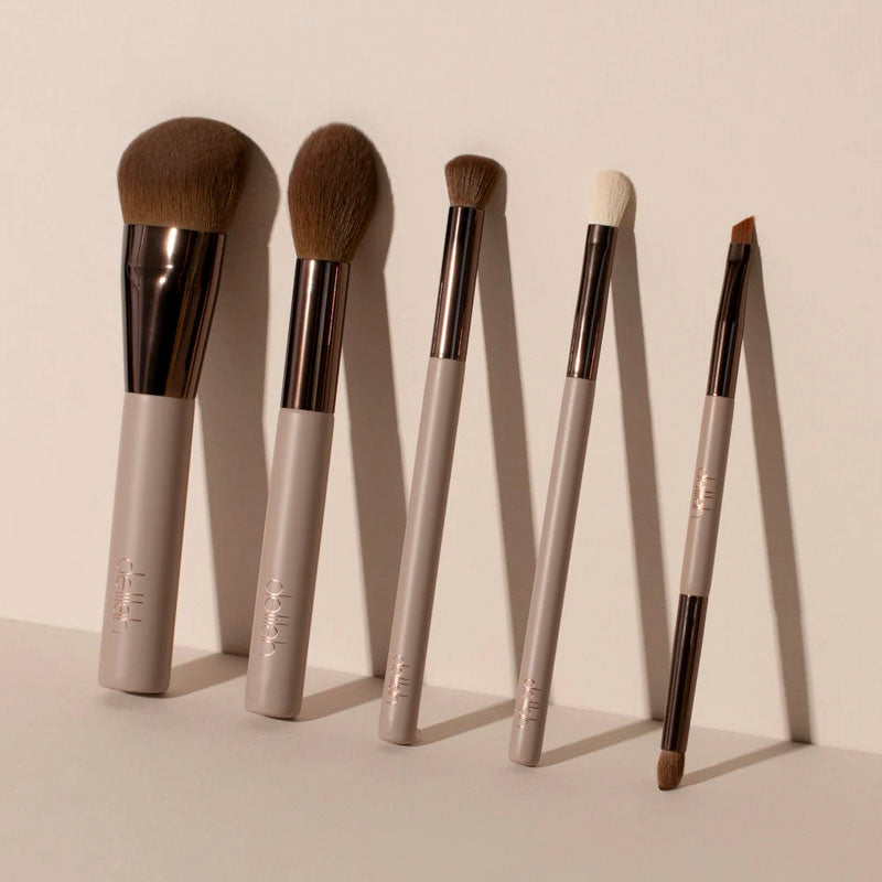 DELILAH Concealer Blending Brush