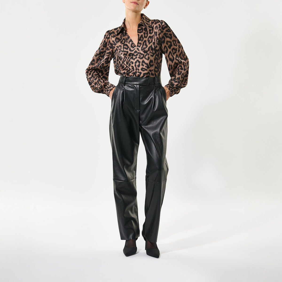 DEA KUDIBAL KikkiDEA Blouse with Bow in Animal