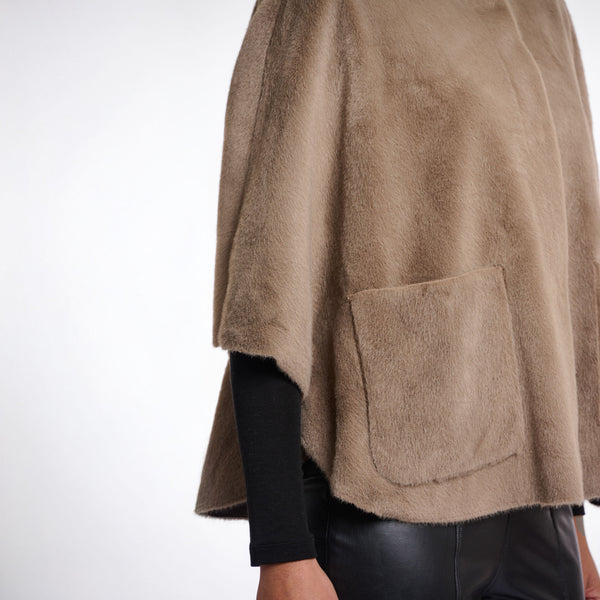 RINO & PELLE Dewi Faux Fur Cape in Toffee