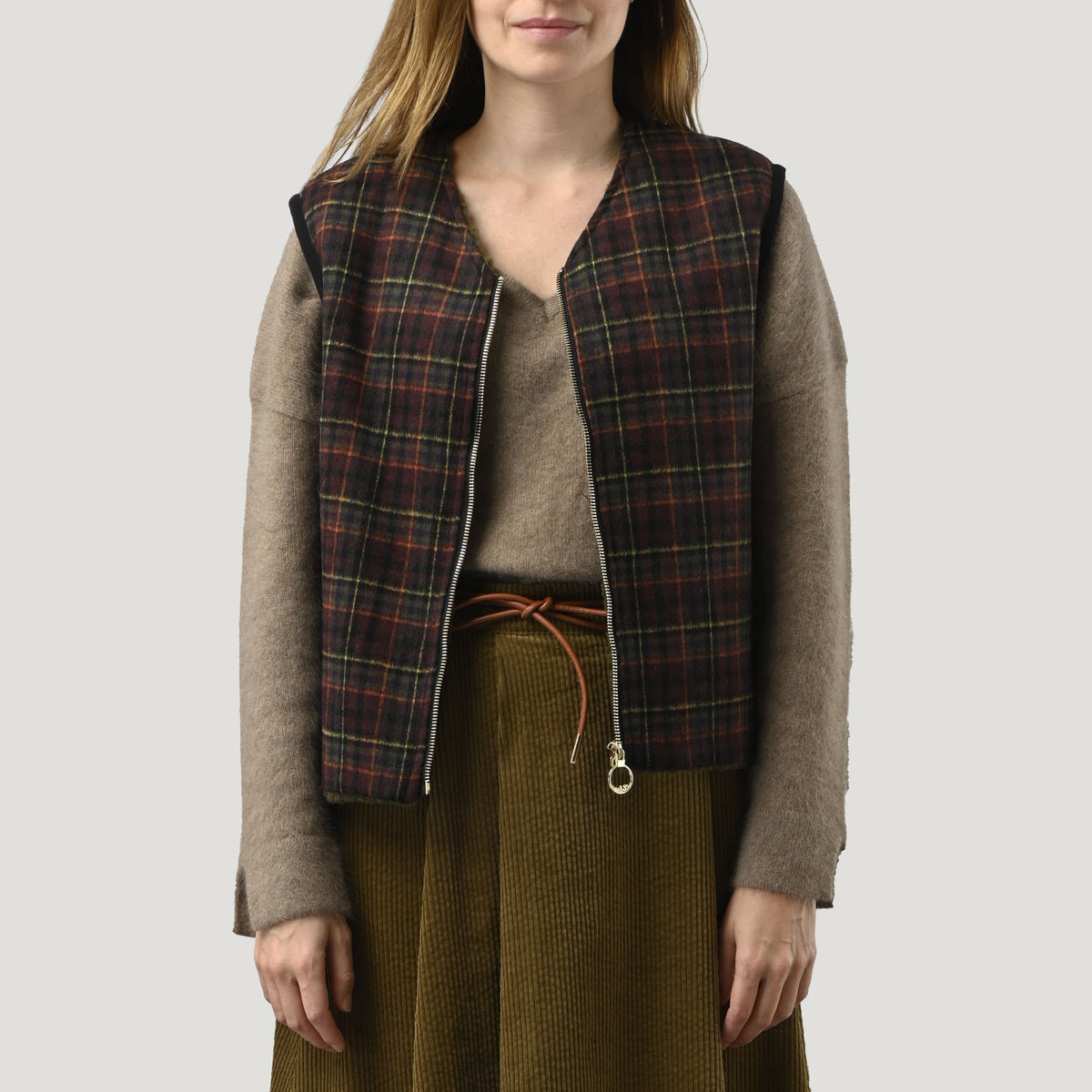 ORFEO Doli Knitted Gilet in Khaki Tiles