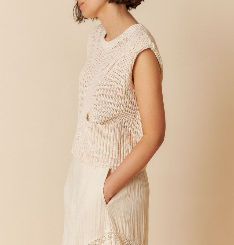 INDI & COLD English Rib Knit Vest in Ecru