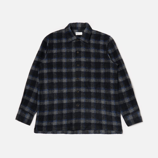 UNIVERSAL WORKS Fatigue Shirt in Navy/Black