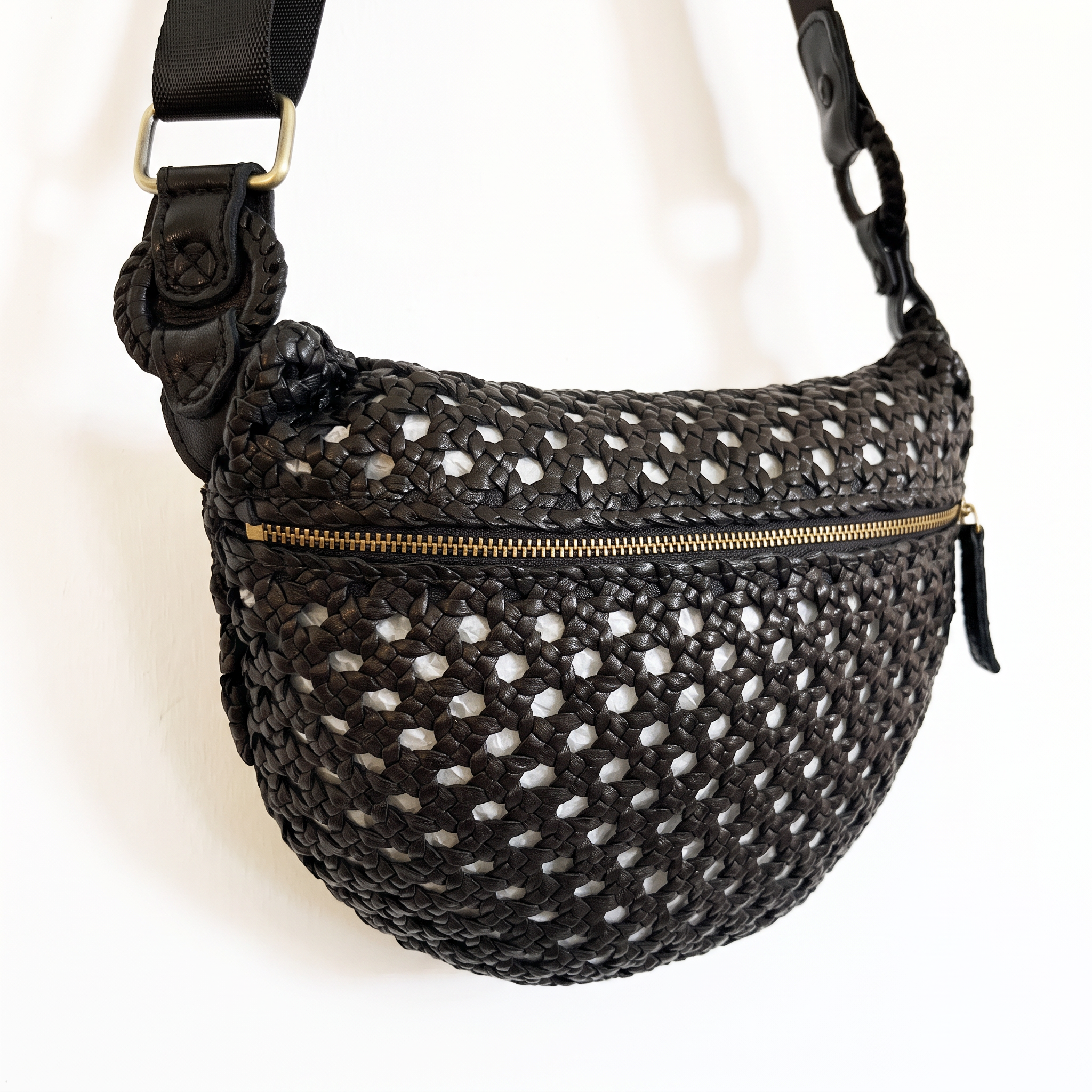 EN SHALLA Large Leather Crossbody Bum Bag in Black