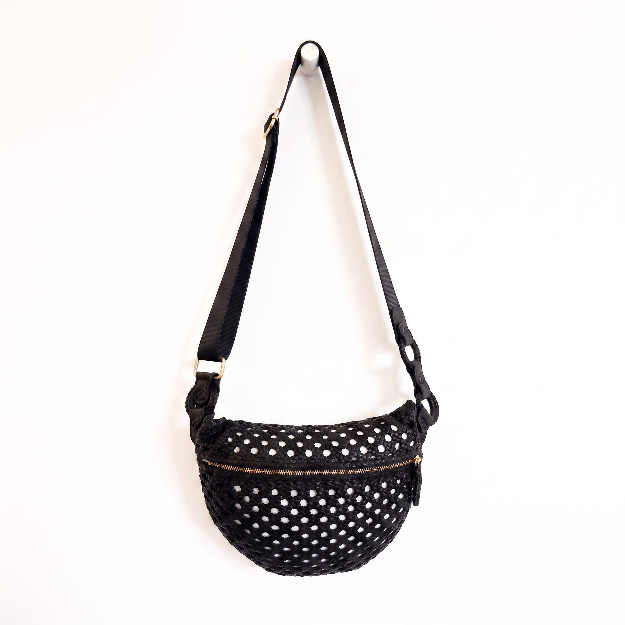 EN SHALLA Large Leather Crossbody Bum Bag in Black