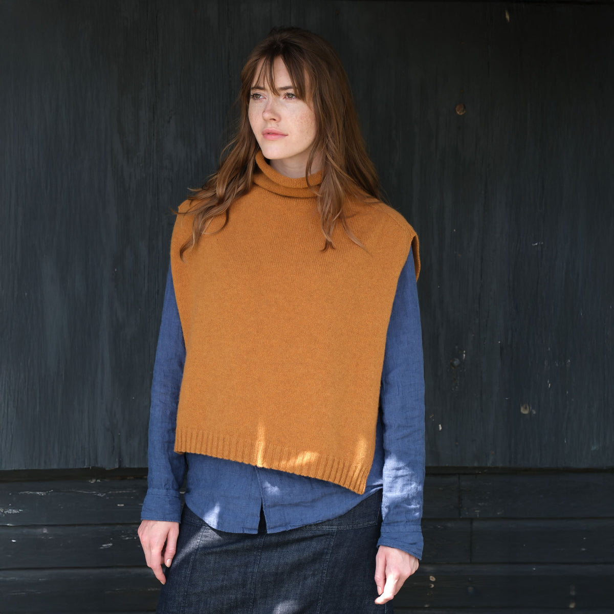 QUINTON & CHADWICK Funnel Neck Poncho in Whiskey
