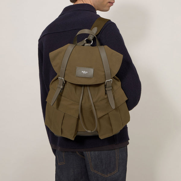 MULBERRY Heritage Waxed Backpack in Dark Moss