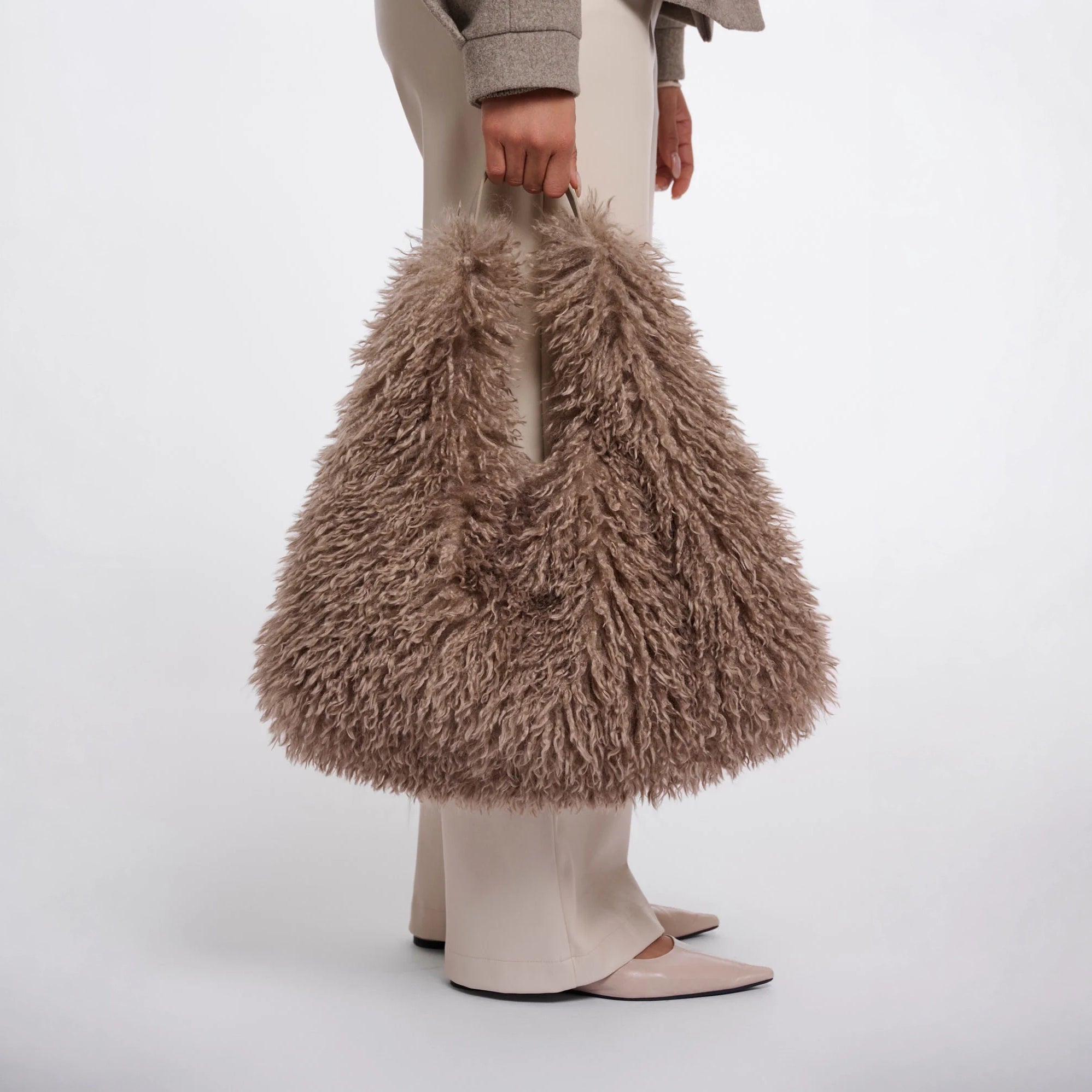 RINO & PELLE Gusta Faux Fur Shoulder Bag in Mocha Latte
