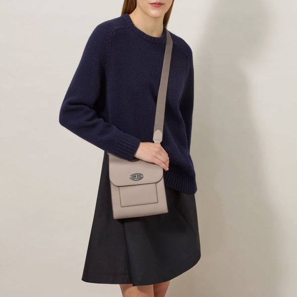 MULBERRY Small Antony N in Cashmere Taupe