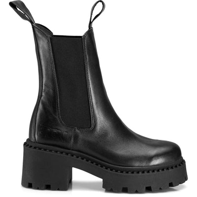 BRGN Heel Chelsea Boot in New Black