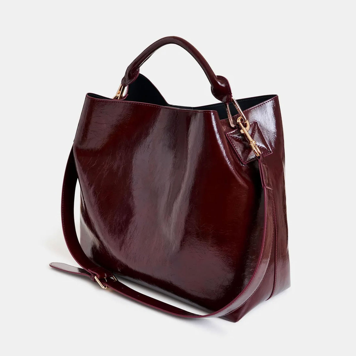 ESSENTIEL ANTWERP Ihurley Glossy Shopper Bag in Burgundy
