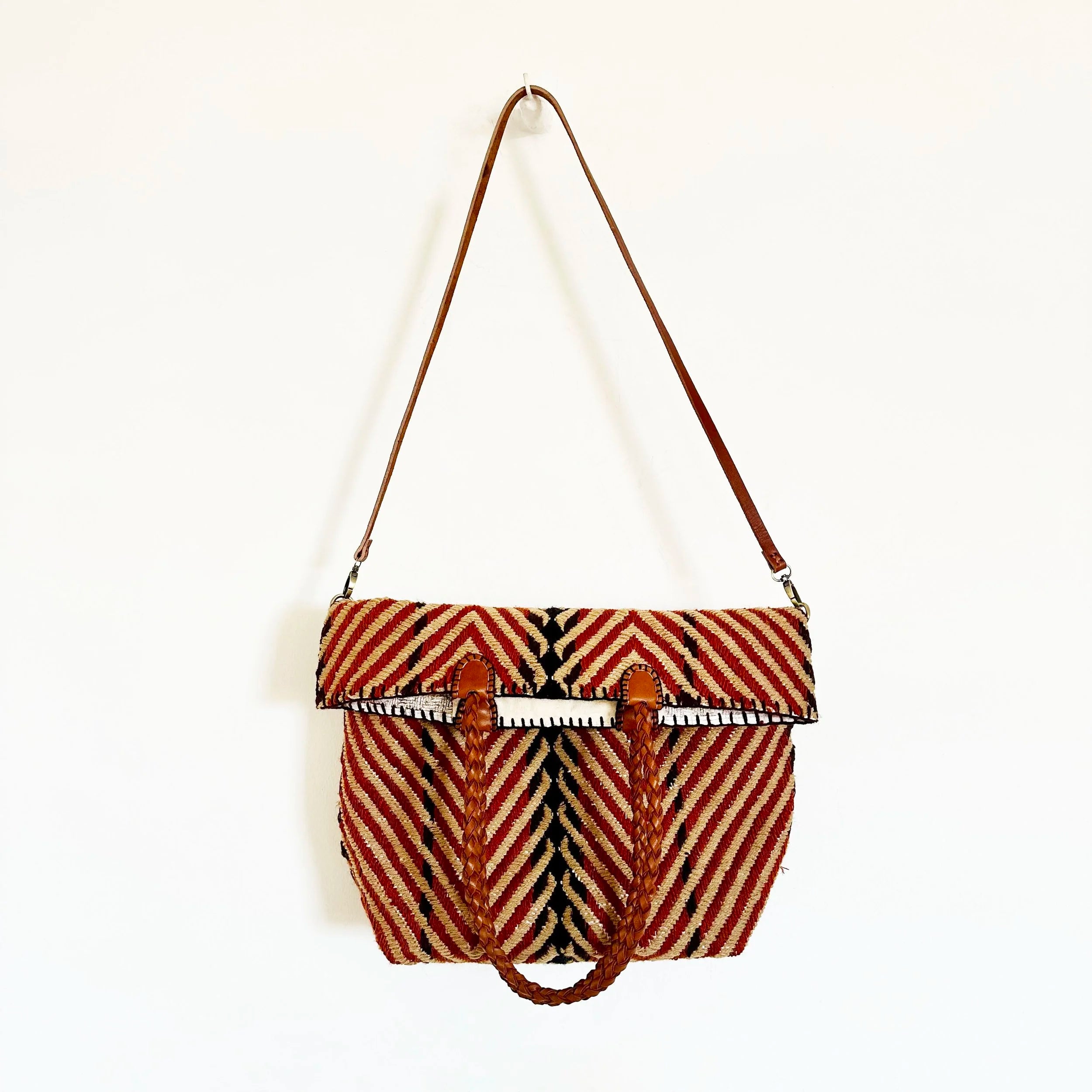 EN SHALLA Medium Big Chevron Woven Tote Bag in Cognac