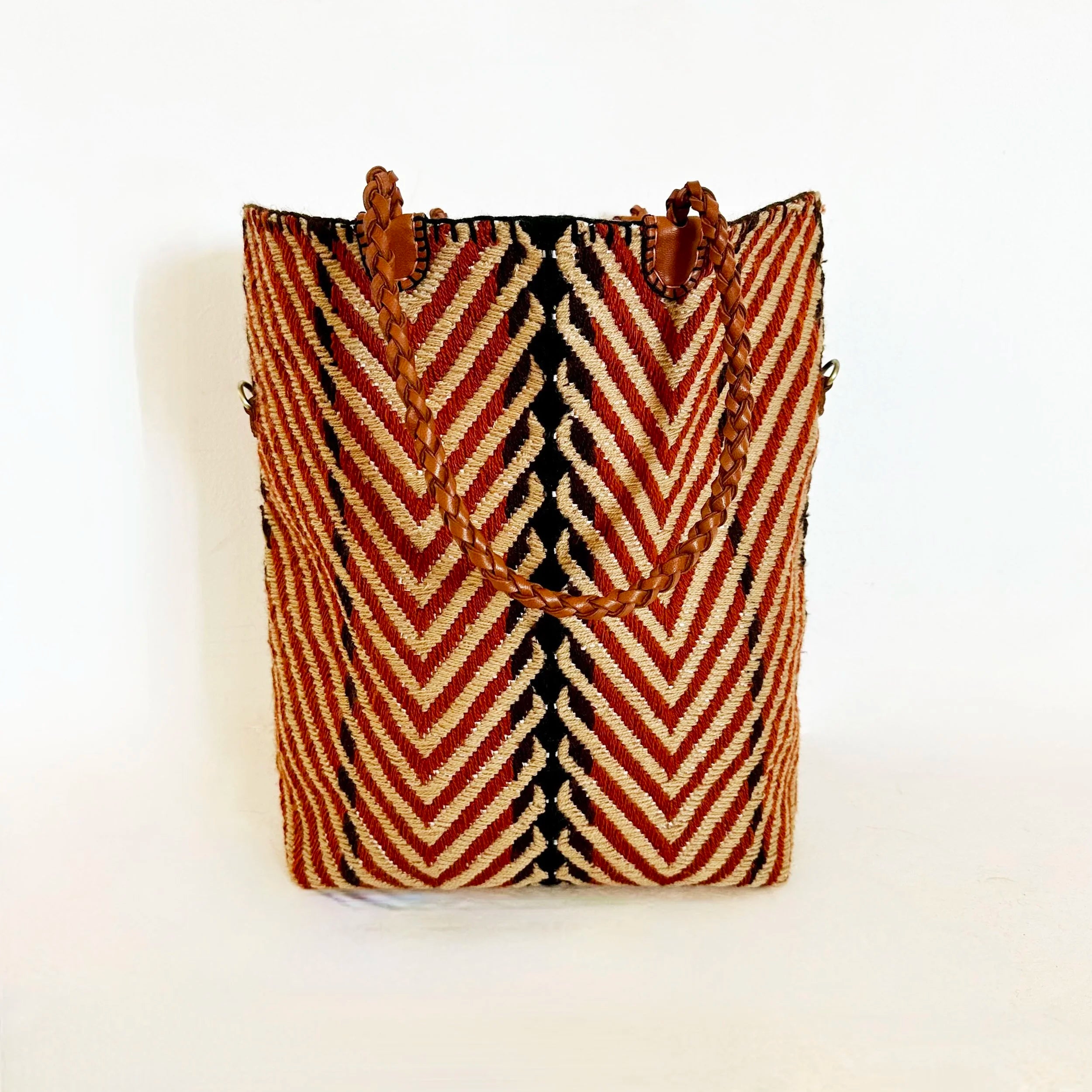 EN SHALLA Medium Big Chevron Woven Tote Bag in Cognac