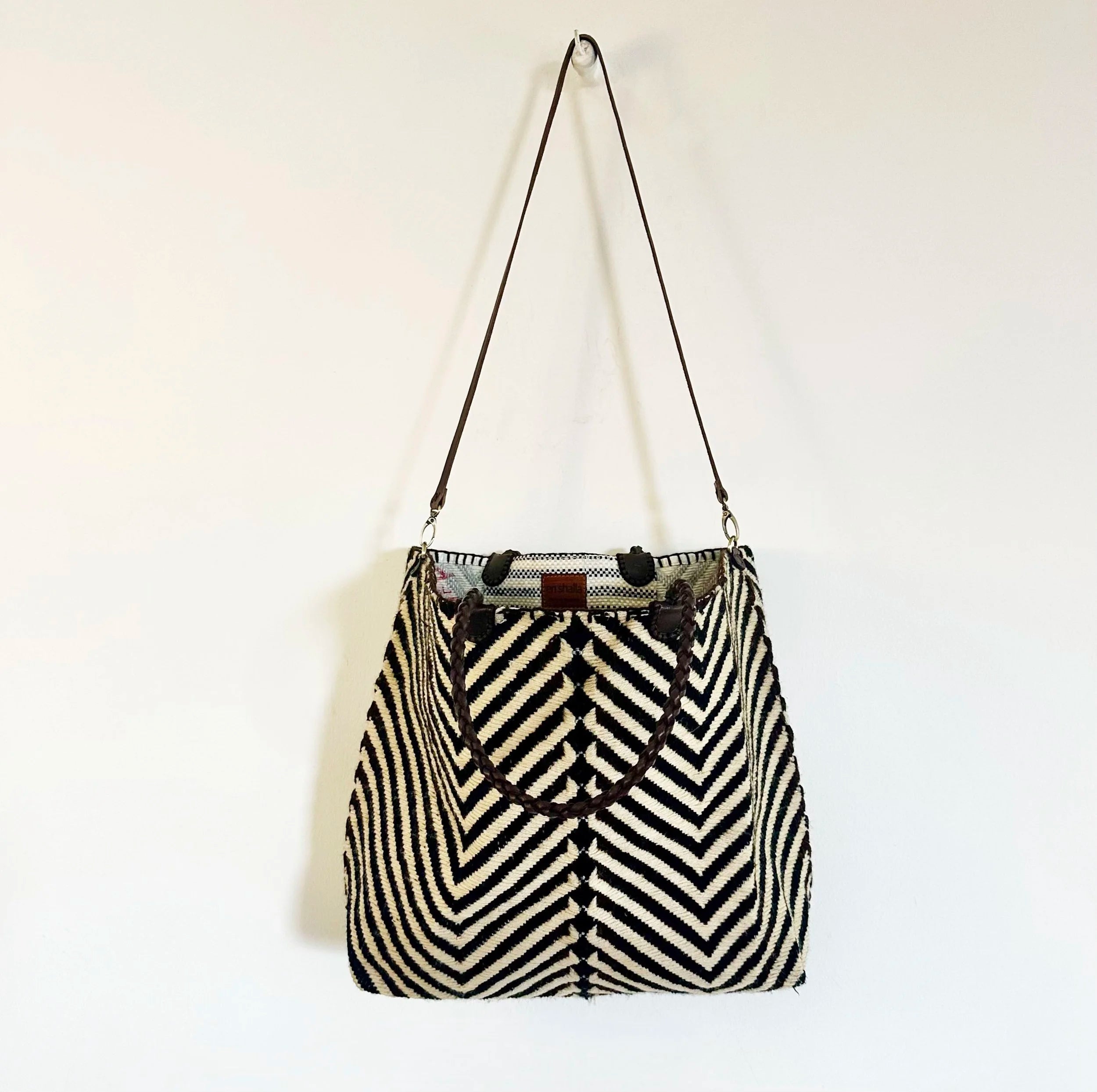 EN SHALLA Large Big Chevron Woven Tote Bag in Chocolate & Cream