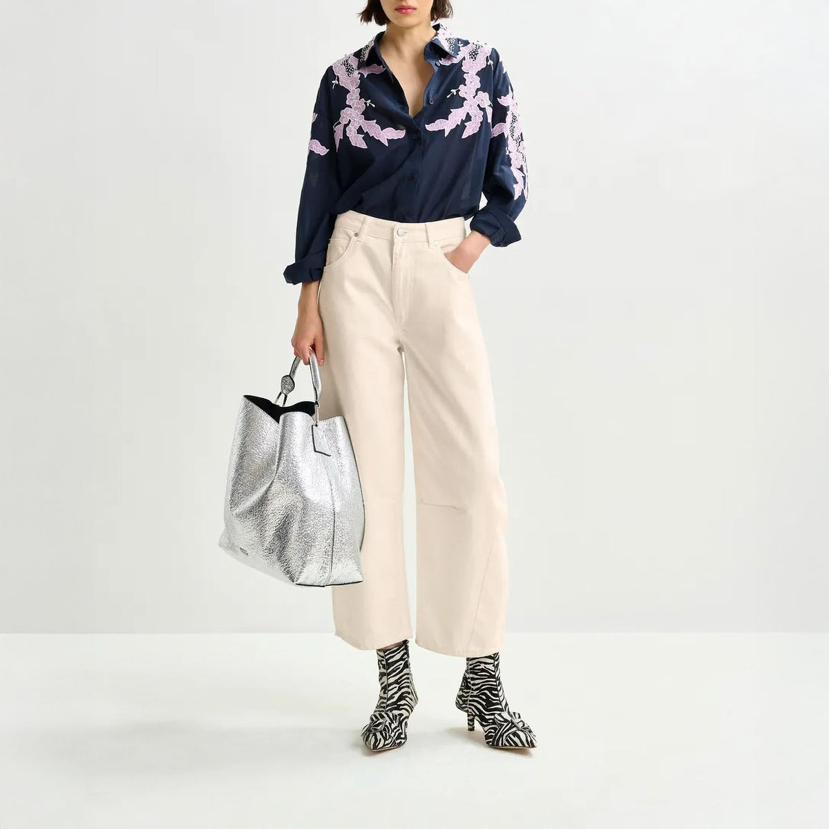 ESSENTIEL ANTWERP Istrala Silver Shopper Bag in Silver