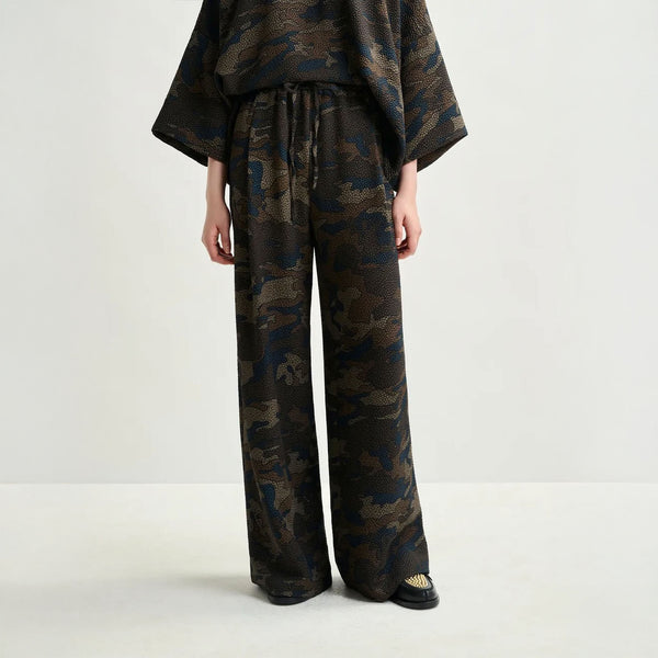 ESSENTIEL ANTWERP Itchy Elasticated Waist Pants in Cobmo2 Black