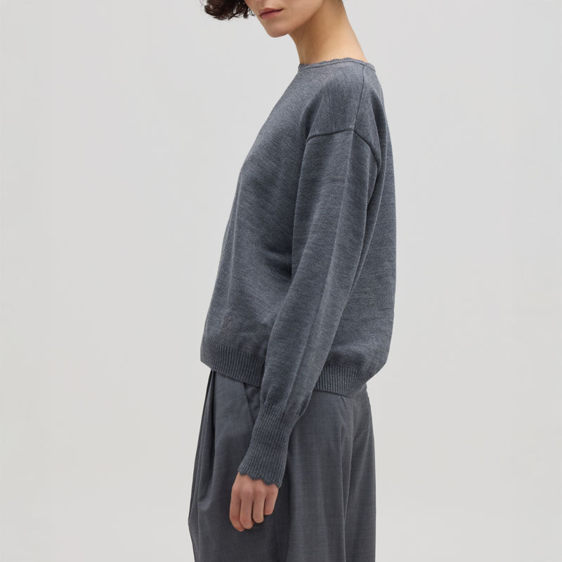 IRIS & WOOL Core Merino Logo Sweater in Grey Melange