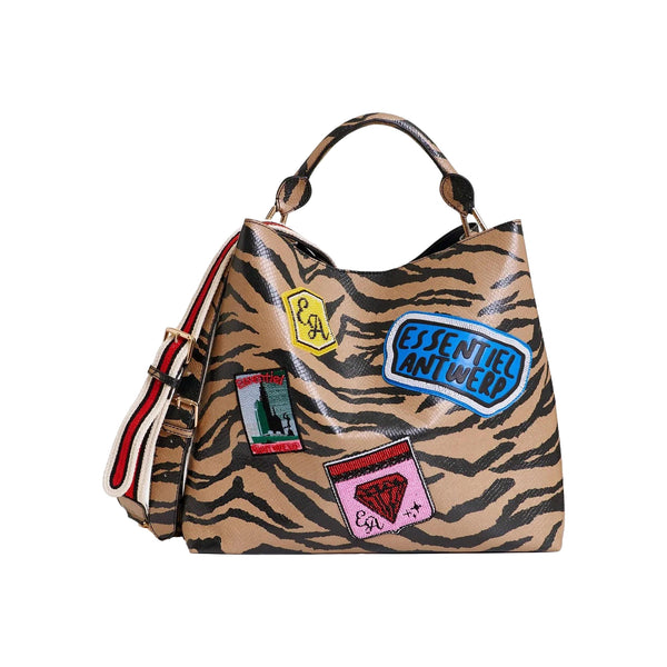 ESSENTIEL ANTWERP Joliath Shopper with Badges in Black