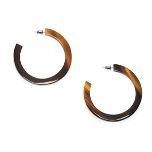 Classic Horn Hoop Earrings in Brown/Natural